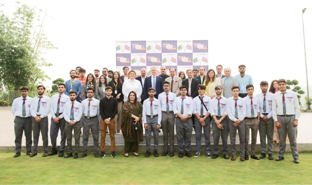 leadership connect pakistans educational landscape 1024x610