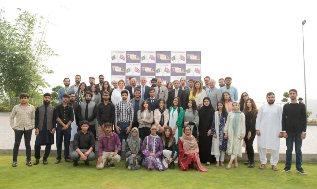 leadership connect shaping education industry and innovation 1024x610